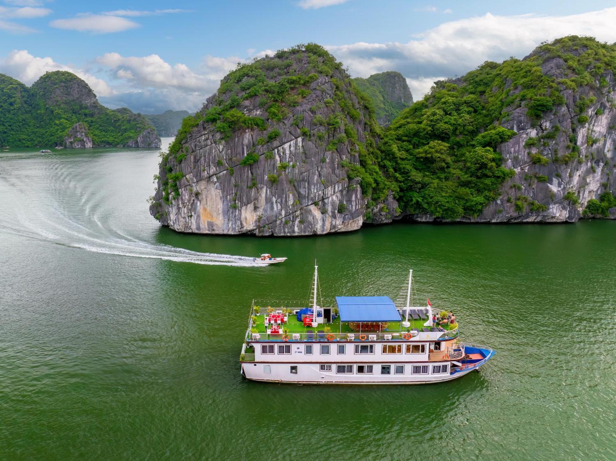Sunlight Cruise Otel Ha Long Dış mekan fotoğraf